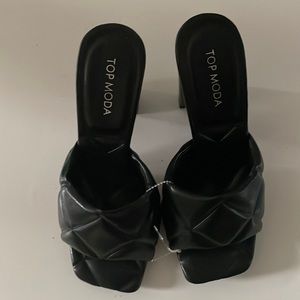 Top Moda Quilted Mules